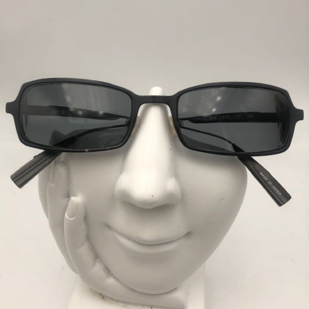Vintage Kata Black Oval Sunglasses Frames Overlap 2